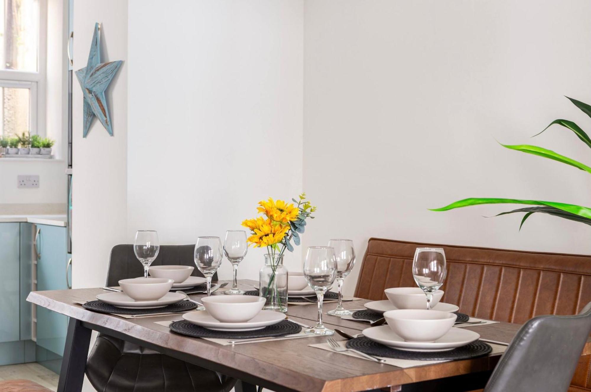 Beautiful 2 Bed Apartment Just Steps To The Beach Уэймут Экстерьер фото